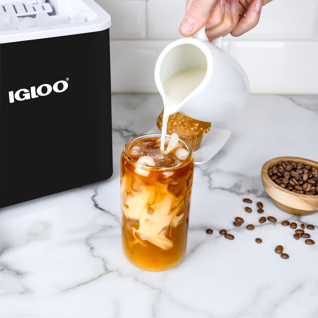 Igloo Automatic Self-Cleaning Portable Electric Countertop Ice Maker Machine with Handle, 26 Pounds in 24 Hours, 9 Ice Cubes Ready in 7 Minutes, with Ice Scoop and Basket